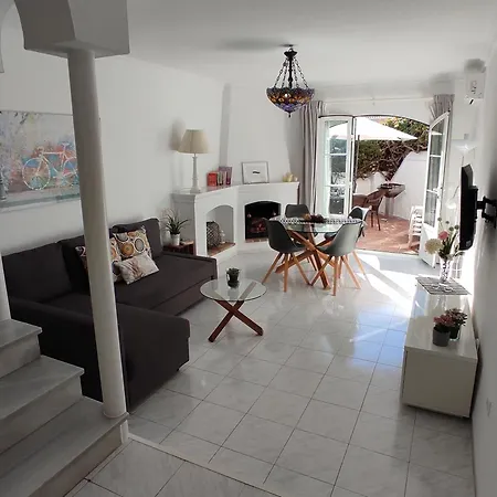 Residencial Pinos 3 Lägenhet