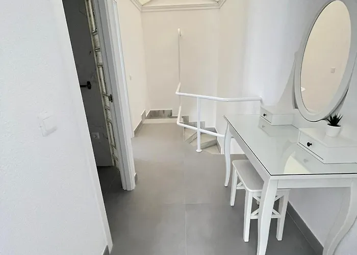 Residencial Pinos 3 شقة نيرخا