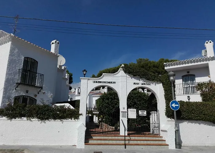 Residencial Pinos 3 شقة